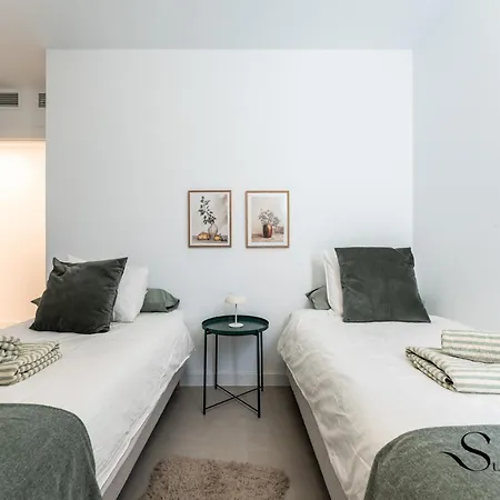 아파트 Fancy 2 Bedroom Escape Ref071 푸엔히롤라