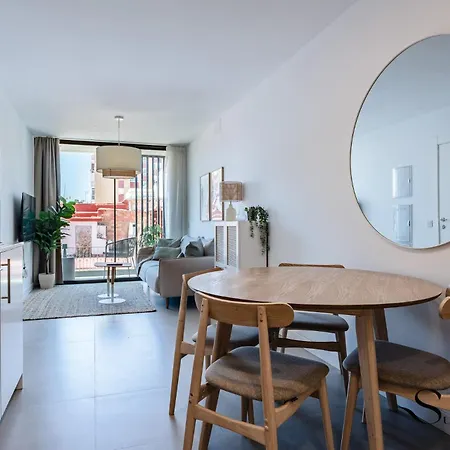 Fancy 2 Bedroom Escape Ref071 *