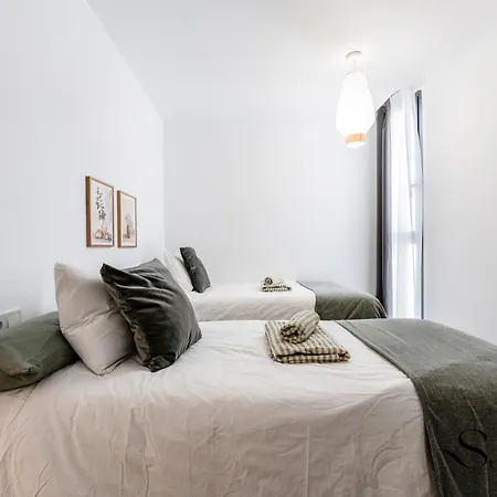 아파트 Fancy 2 Bedroom Escape Ref071 *